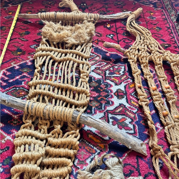 4 true MCM vintage hanging macrame plant holders - Picture 9 of 10